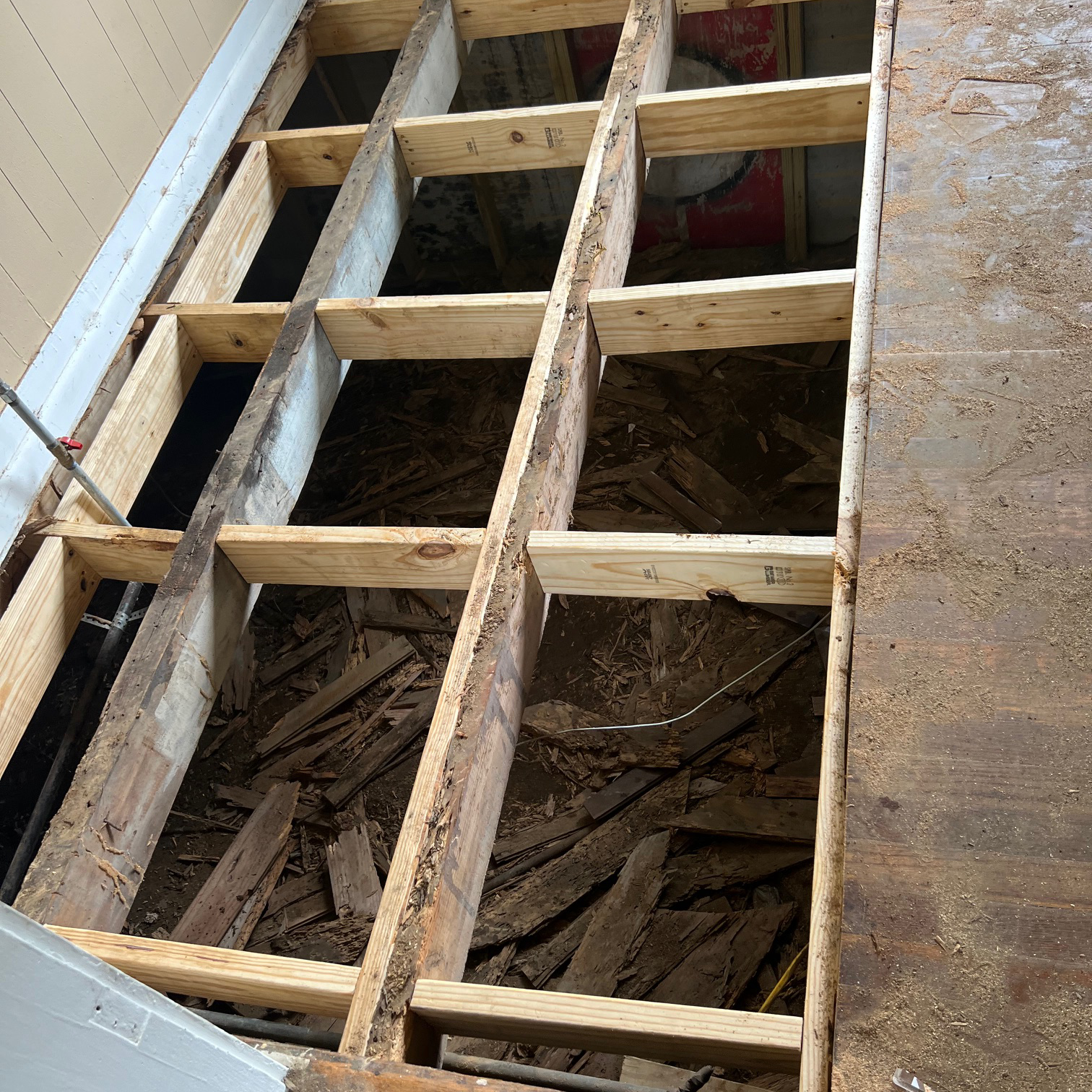 <a href="https://raybournconstructioncompany.com/projects/floor-restroration/">Floor Restoration: From Rot to Renewal</a>